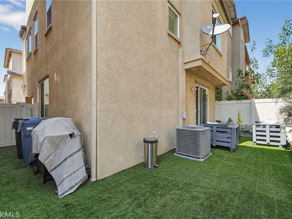 11926 Olive Glen, Los Angeles CA 90047