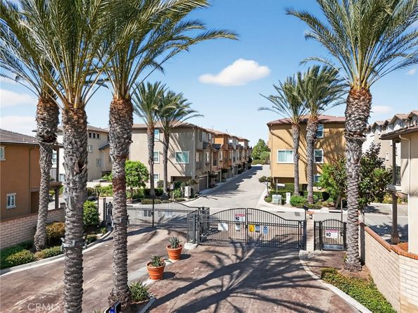 11926 Olive Glen, Los Angeles CA 90047