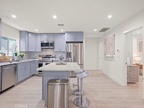 4616 Rosewood Avenue, Los Angeles CA 90004