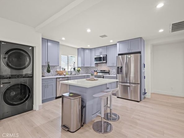 4616 Rosewood Avenue, Los Angeles CA 90004