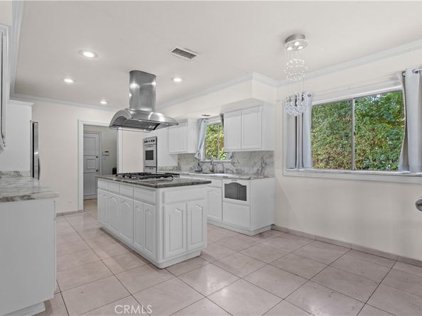 4616 Coyle, Woodland Hills CA 91364