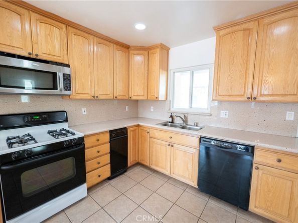 1311 N Griffith Park Drive, Burbank CA 91506