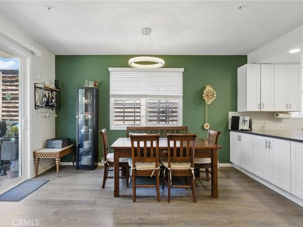 11445 Moorpark Street 12, Studio City CA 91602