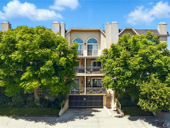 11445 Moorpark Street 12, Studio City CA 91602