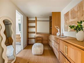 17601 McCormick Street, Encino CA 91316