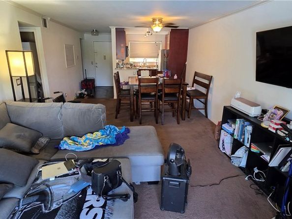 5520 Owensmouth Avenue 217, Woodland Hills CA 91367