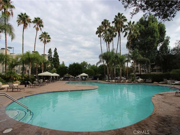 5520 Owensmouth Avenue 217, Woodland Hills CA 91367