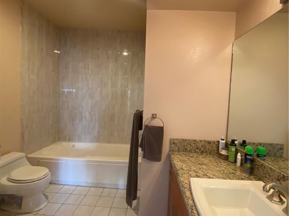 14919 Dickens Street 105, Sherman Oaks CA 91403
