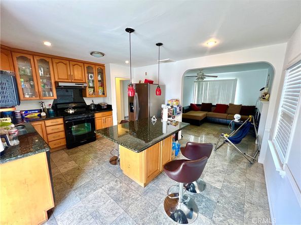 4521 Whaley, Long Beach CA 90807