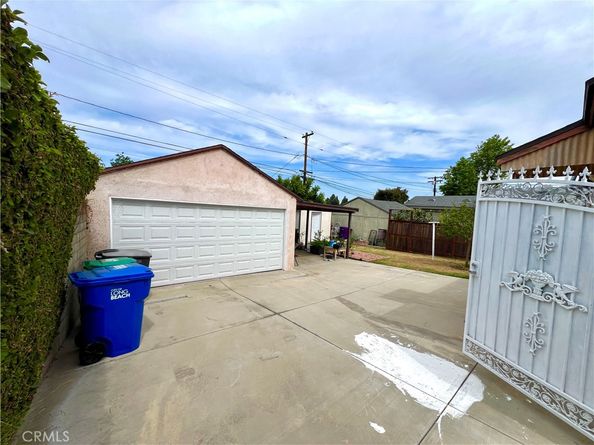 4521 Whaley, Long Beach CA 90807