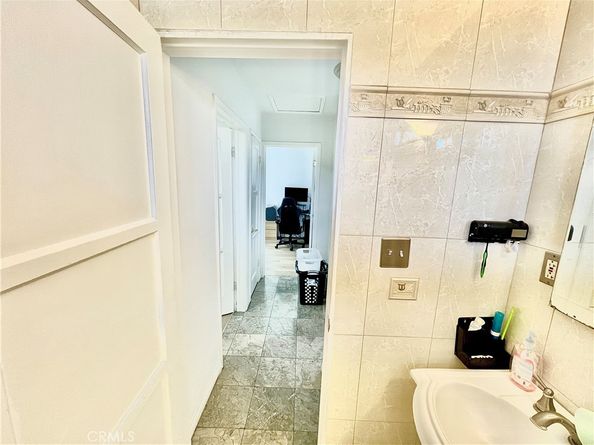 4521 Whaley, Long Beach CA 90807