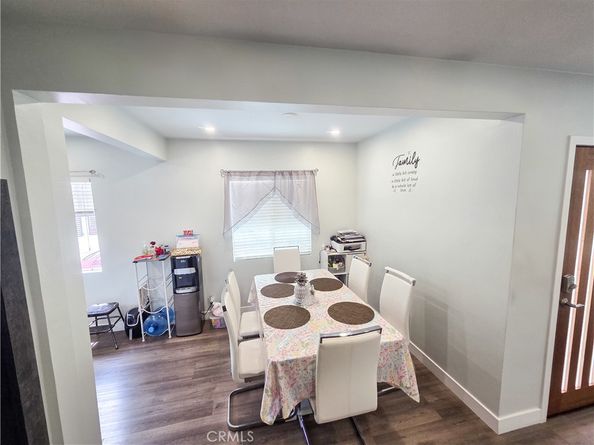 8118 Gentry Avenue, North Hollywood CA 91605