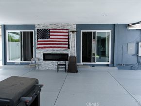 8118 Gentry Avenue, North Hollywood CA 91605
