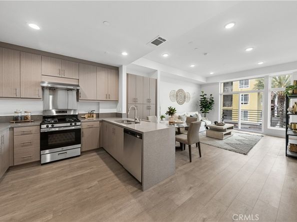 168 S Monterey Street 211, Alhambra CA 91801