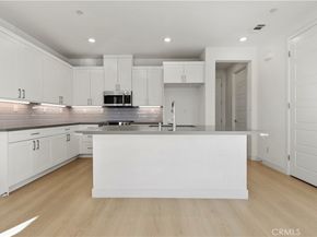 1544 W Plaza Del Amo, Torrance CA 90501