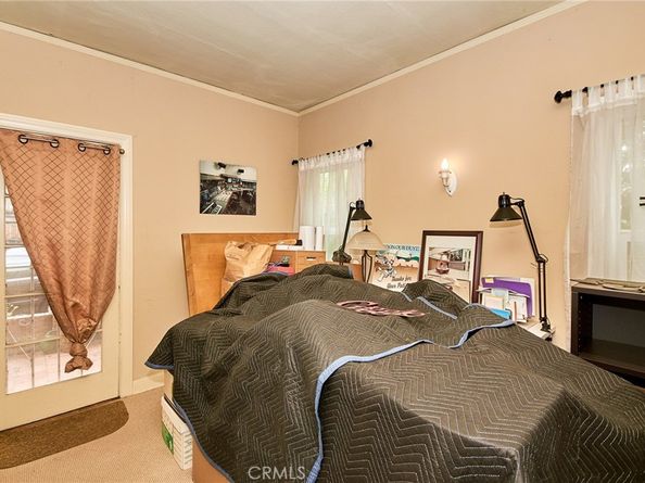 900 S Los Robles Avenue, Pasadena CA 91106