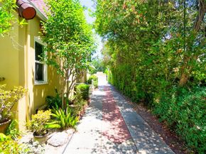 900 S Los Robles Avenue, Pasadena CA 91106