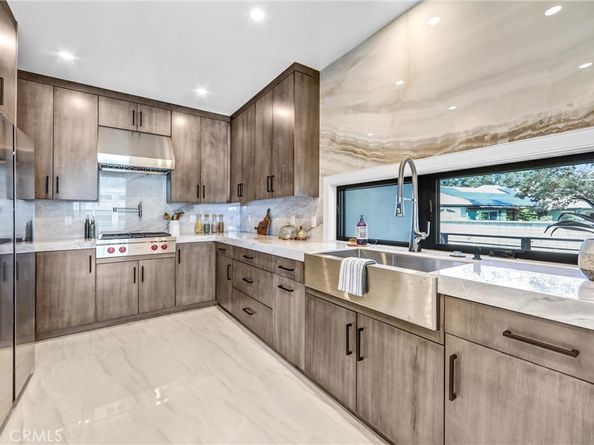 330 Arbolada Drive, Arcadia CA 91006