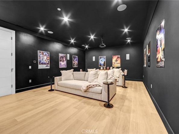 330 Arbolada Drive, Arcadia CA 91006