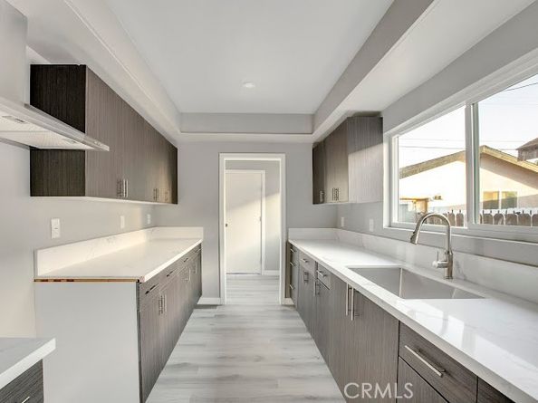 1438 W 69th Street, Los Angeles CA 90047