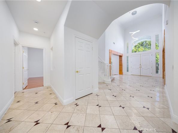 68 E Longden Avenue, Arcadia CA 91006