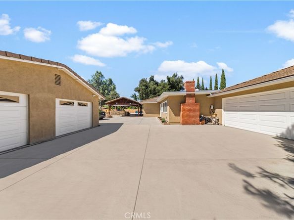 700 S Chaparro Road, Covina CA 91724