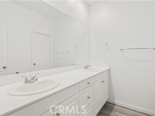 16391 Globetrotter, Chino CA 91708