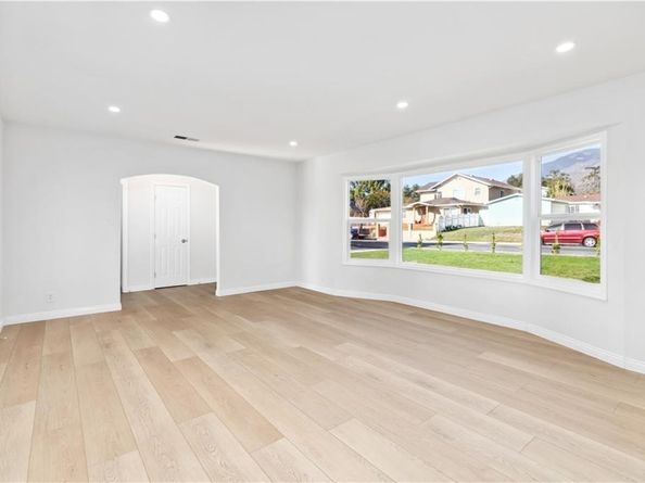 634 W Mendocino Street, Altadena CA 91001