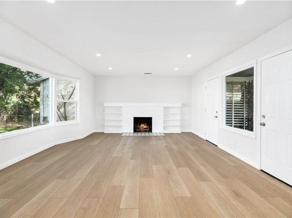 634 W Mendocino Street, Altadena CA 91001