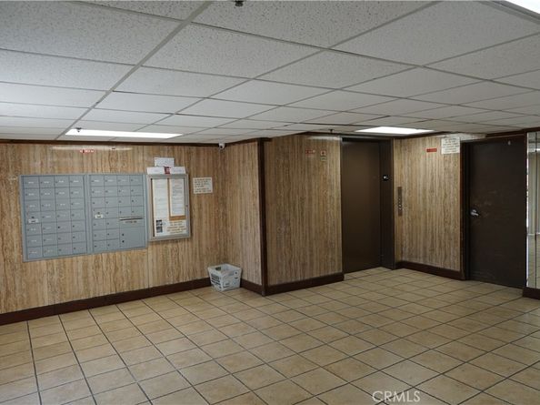 433 S Manhattan 209, Los Angeles CA 90020