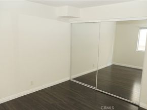 433 S Manhattan 209, Los Angeles CA 90020