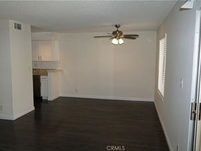 433 S Manhattan 209, Los Angeles CA 90020