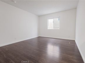 433 S Manhattan 209, Los Angeles CA 90020