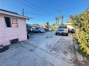 927 W 48th Street, Los Angeles CA 90037
