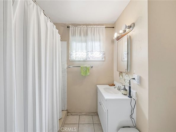 516 Faxina, La Puente CA 91744