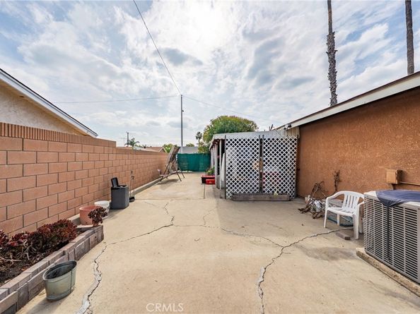 516 Faxina, La Puente CA 91744