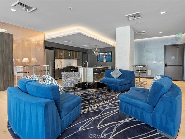 1050 S Grand Avenue 1208, Los Angeles CA 90015