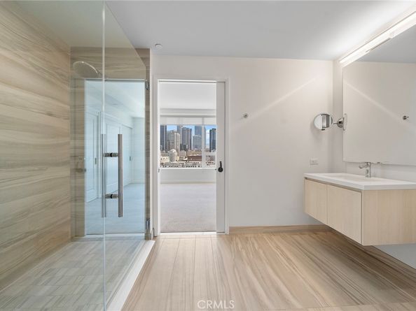 1050 S Grand Avenue 1208, Los Angeles CA 90015