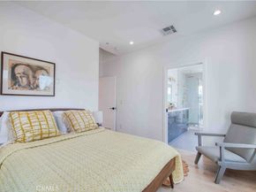 1903 N Stoke Lane, Los Angeles CA 90068