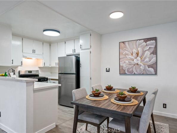 4110 Elm Avenue 205, Long Beach CA 90807