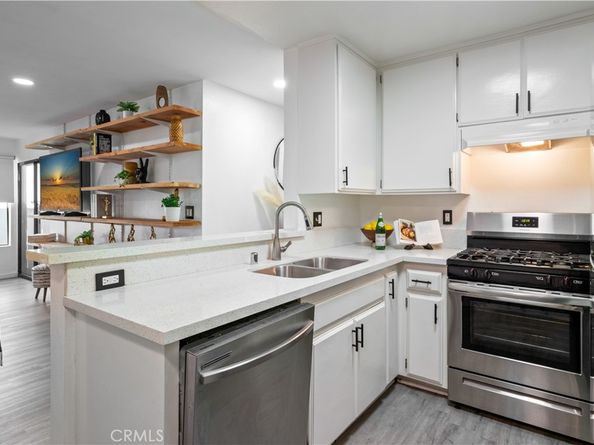4110 Elm Avenue 205, Long Beach CA 90807