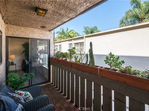 4110 Elm Avenue 205, Long Beach CA 90807