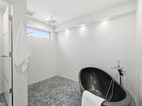 3601 Bayview Drive, Manhattan Beach CA 90266