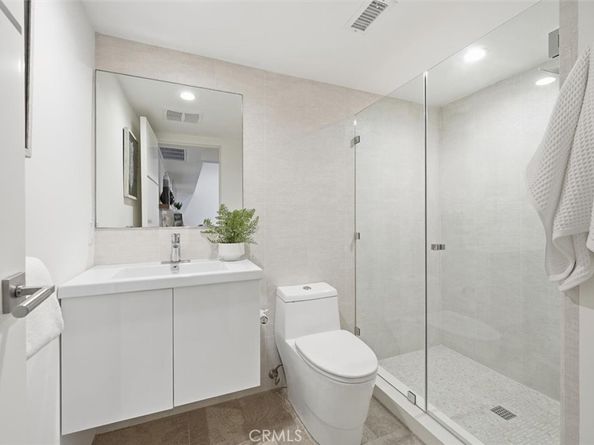 3601 Bayview Drive, Manhattan Beach CA 90266