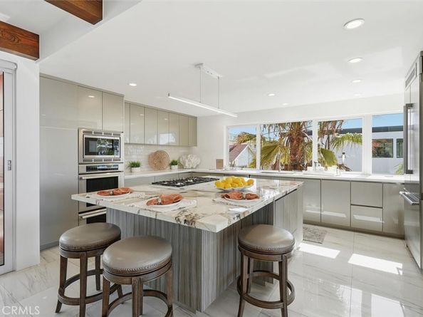 3601 Bayview Drive, Manhattan Beach CA 90266