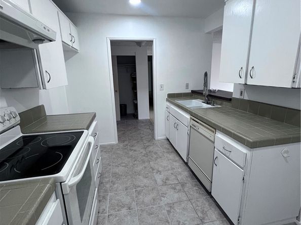 5600 Kensington Way 209, Culver City CA 90230