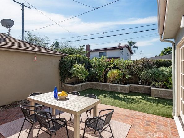 3601 Elm Ave., Manhattan Beach CA 90266