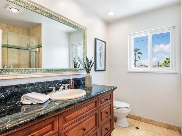 3601 Elm Ave., Manhattan Beach CA 90266