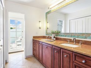 3601 Elm Ave., Manhattan Beach CA 90266