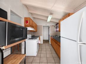 10919 1st, Whittier CA 90603